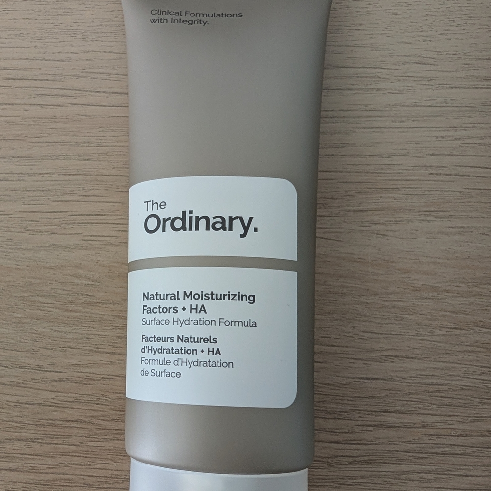 NWT The Ordinary Natural Moisturizing Factors + HA Cream - Gray